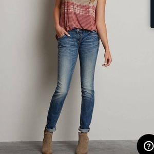 BUCKLE BLACK SKINNY STRETCH JEAN